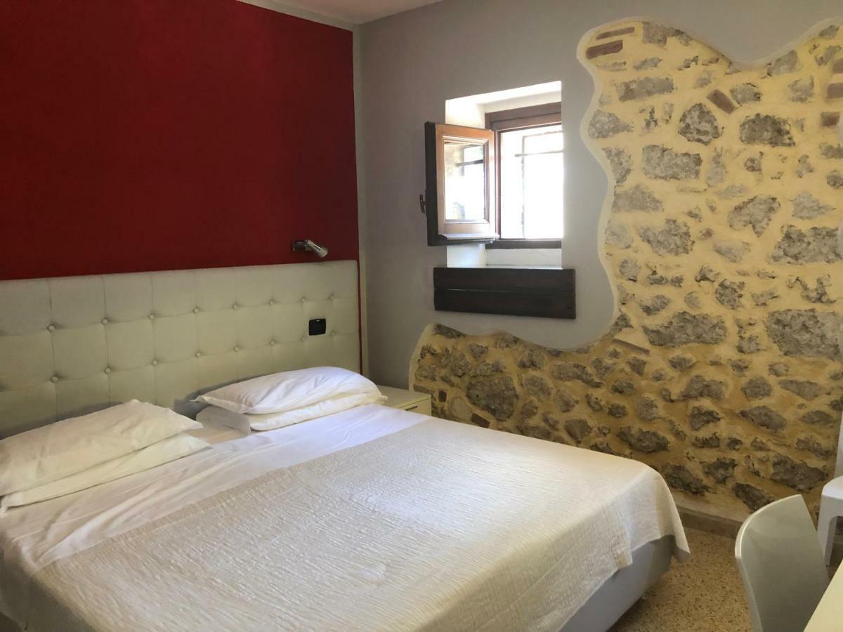 B&B Pegaso San Pietro Infine Exteriör bild
